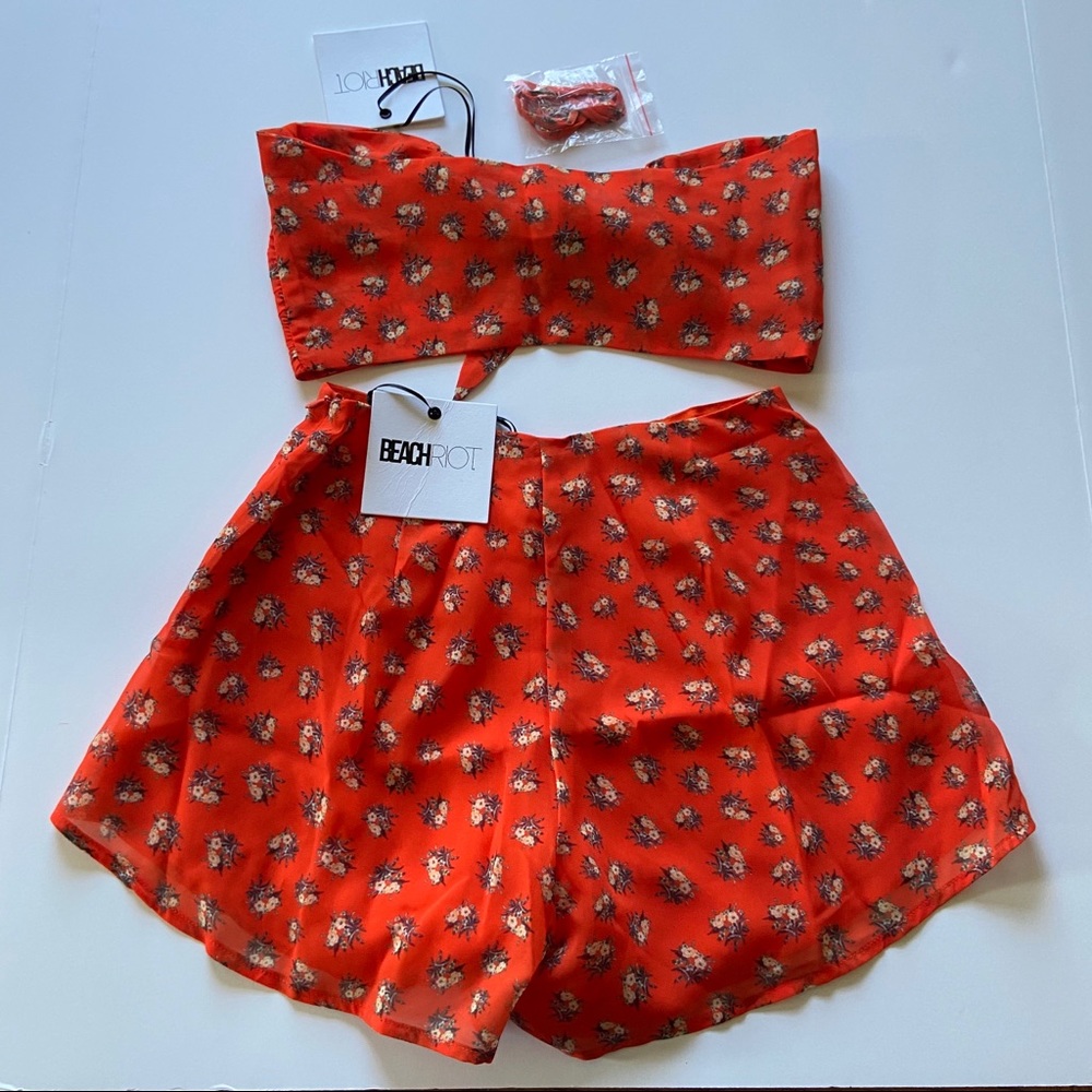 NEW Beach Riot Avery Floral Crop Top & Shorts Set - Picture 6 of 8